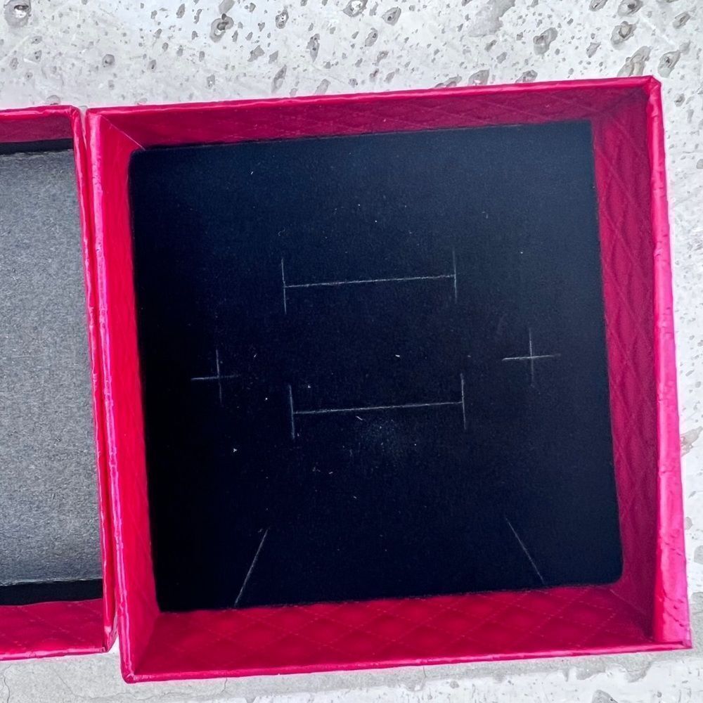 Cartier Red Gold Gift Box - Picture 2 of 6